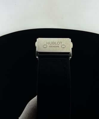 Hublot Silver Engrave Black Dial AA Grade_img_4