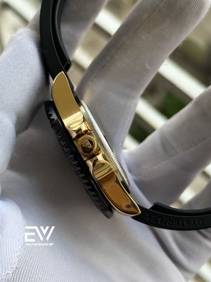 ROLEX YECH MASTER  GOLD CASE BLACK BELT_img_1