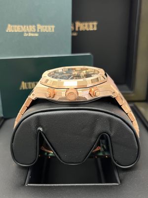 Audemars Piguet ROYAL OAK SELFWINDING CHRONOGRAPH “50TH ANNIVERSARY”  Master Grade_img_5