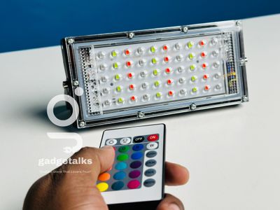 RGB LED Flood Light- Remote Controlled IP66 Waterproof Landscape & Outdoor Lighting (50W, AC220V)_img_6