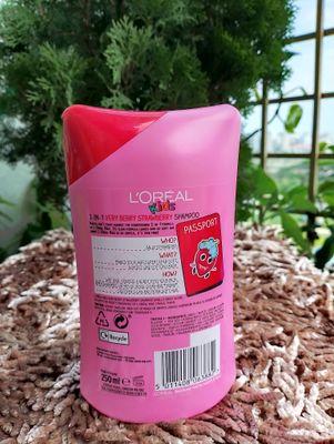 L'OREAL STRAWBERRY SHAMPOO-250ml_img_1