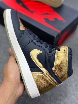 Jordan Men's 1 Retro Black/Metallic Gold_img_2