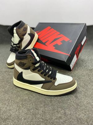 Jordan 1 Retro x Travis Scott High Mocha