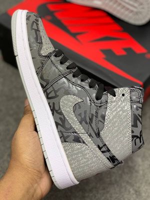 Jordan 1 Retro High Rebellionaire_img_1