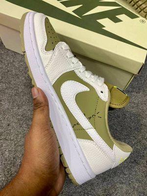 Jordan 1 Retro Low Golf Travis Scott Neutral Olive_img_2
