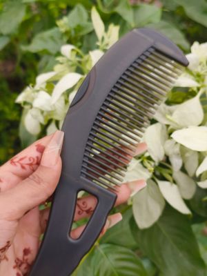 Press On Dandruff Comb (Premium Quality)_img_0