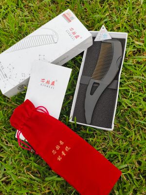 Press On Dandruff Comb (Premium Quality)_img_2