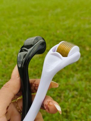 DermaGlow™ 0.5mm Microneedle Roller – Face & Hair_img_1