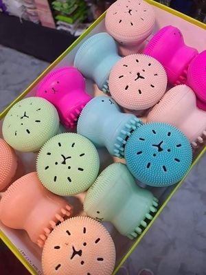 🐙Octopus Silicone Face Cleansing Brush🐙_img_4