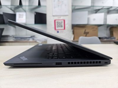 Lenovo ThinkPad T14s Gen 2 | Core i7 11th Gen | 32GB RAM 512GB SSD | 14.1-inch Display_img_4