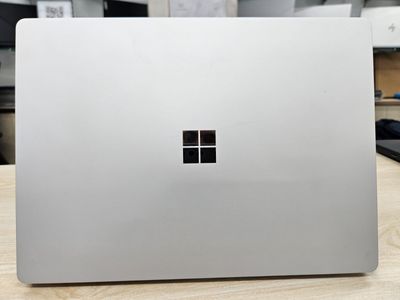 Microsoft Surface Laptop 2 | Core i5 8th Gen | 8GB RAM 256GB SSD | 13.5 inch 2K Touch Display_img_0