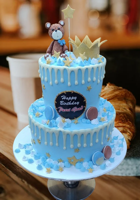 Blue Teddy & Crown Birthday Cake_img_0