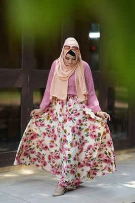 Skirt and Top Two Piece Set_img_0
