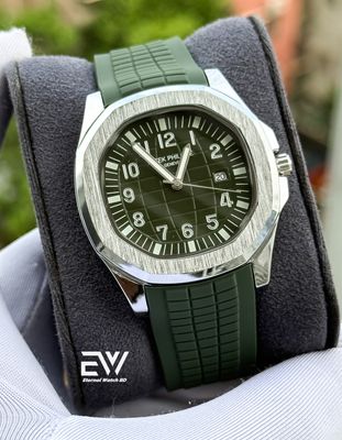 PATEK PHILLIPE AQUANAUT GREEN DIAL SILVER CASE_img_0