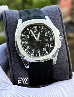 PATEK PHILLIPE AQUANAUT BLACK DIAL SILVER CASE_img_0