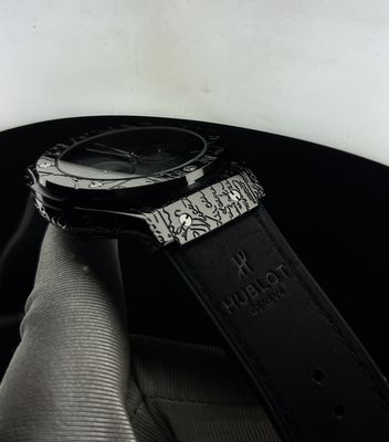 Hublot Engrave Black Dial Black Case AA Grade_img_4
