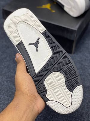 Jordan 4 Retro Cool Grey_img_4