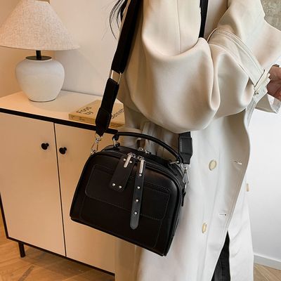 High end ladies' handbag multi-layer large capacity commuting bag(Black)_img_2
