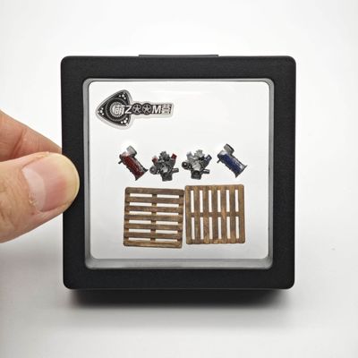 1/64 Scale V8 and L6 Engine Set: 4 Engines & 2 Pallets_img_0