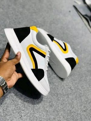 Premium Fashionable Sneaker (NY)_img_1