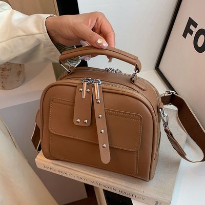 High end ladies' handbag multi-layer large capacity commuting bag(Brown)_img_1
