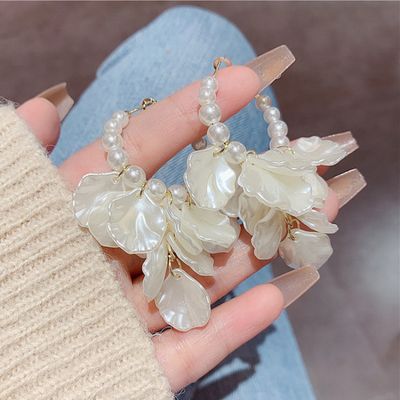 Beautiful Pearl Leaf Earrings 🐚🤍_img_2