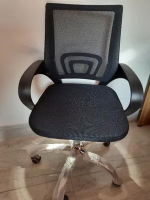 M2502 New Innovative Executive Chair_img_2