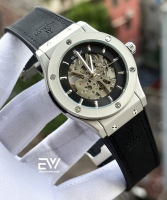 HUBLOT AUTOMATIC VELVET BELT SILVER CASE BLACK DIAL_img_1