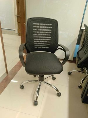 M2505 Dreams Executive Office Chair_img_1