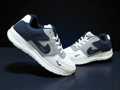 Premium Fashionable Sneakers (ADS-31)_img_2