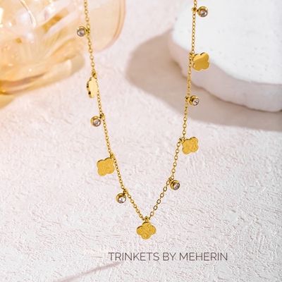 Charm neckpiece -clover_img_1