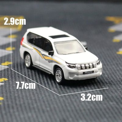 CCA 1:64 Toyota Land Cruiser Prado White_img_0