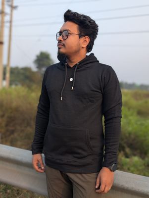Exclusive Black Hoodie Solid Color_img_1