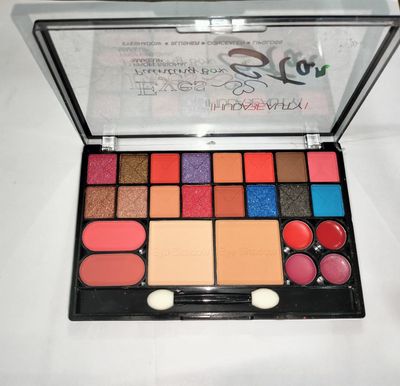 24Huda Girl BEAUTY Swiss Edition Professional Makeup Kit For Girls_img_2