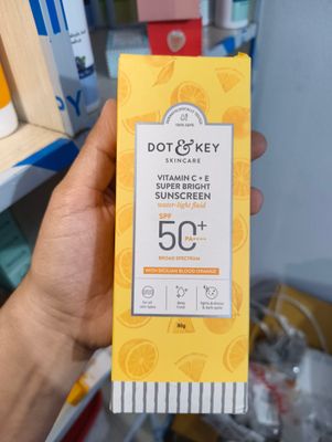 Dot & Key Vitamin C + E Super Bright Sunscreen water-light fluid SPF 50++++ 80g_img_1