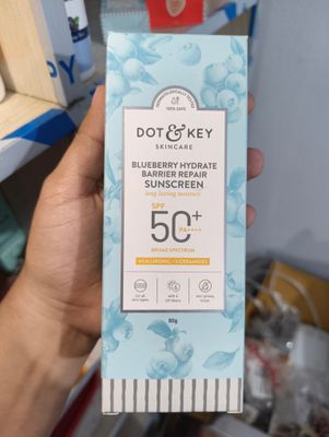 Dot & Key Blueberry Hydrate Barrier Repair Sunscreen 80g_img_1