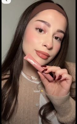 👄✨ 𝐅𝐀𝐅𝐀𝐌𝐎𝐎𝐍 𝐋𝐢𝐩 𝐆𝐥𝐨𝐬𝐬👄✨_img_0