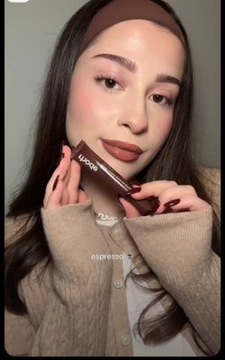 👄✨ 𝐅𝐀𝐅𝐀𝐌𝐎𝐎𝐍 𝐋𝐢𝐩 𝐆𝐥𝐨𝐬𝐬👄✨_img_2