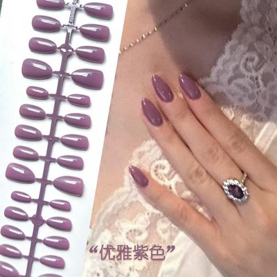 Fake Nails With Glue 💅_img_4