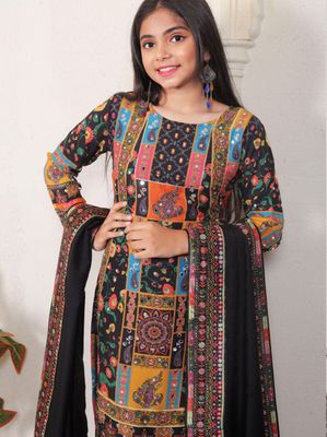 Noor-e-Bahar – Multicolor Digital Printed Georgette Three Piece_img_1