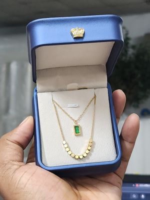Square  bead green Double layer pendent Colour guaranteed_img_3