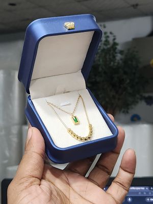 Square  bead green Double layer pendent Colour guaranteed_img_4