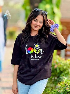 Ladies T-shirt (Love is Love)_img_0