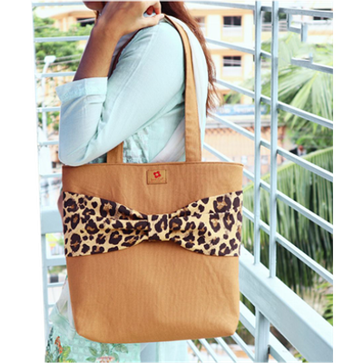 Stylish Fashionable Trendy Bow Tote Bag With Zipper_img_4