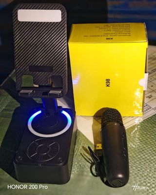 K98 Rotating Foldable Cell Phone Stand with Bluetooth Speaker_img_0