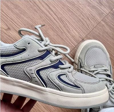 Versatile Casual White Sneakers_img_1