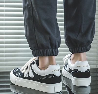 Casual and Versatile Sneakers_img_2