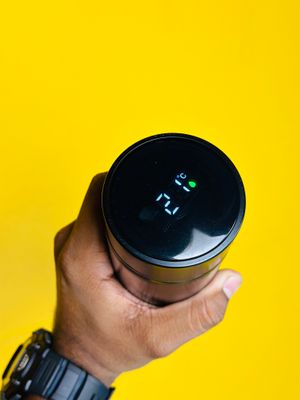 Modern Style Hot & Cold Flask With Led Temperature Monitor_img_2