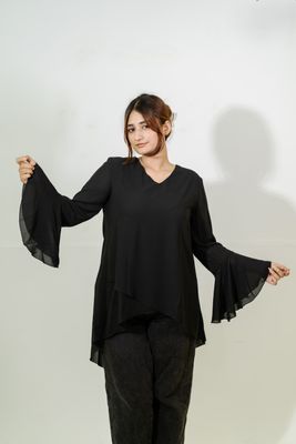 Chic Black Bell Sleeve Top_img_1