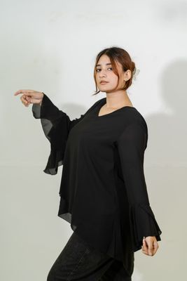 Chic Black Bell Sleeve Top_img_3